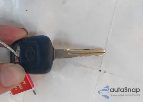 2001 Nissan Altima Gxe z USA, uszkodzony, nr VIN 1N4DL01A21C124146